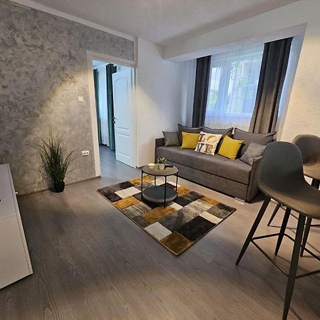Mona Central Apartment هونيدوارا المظهر الخارجي الصورة