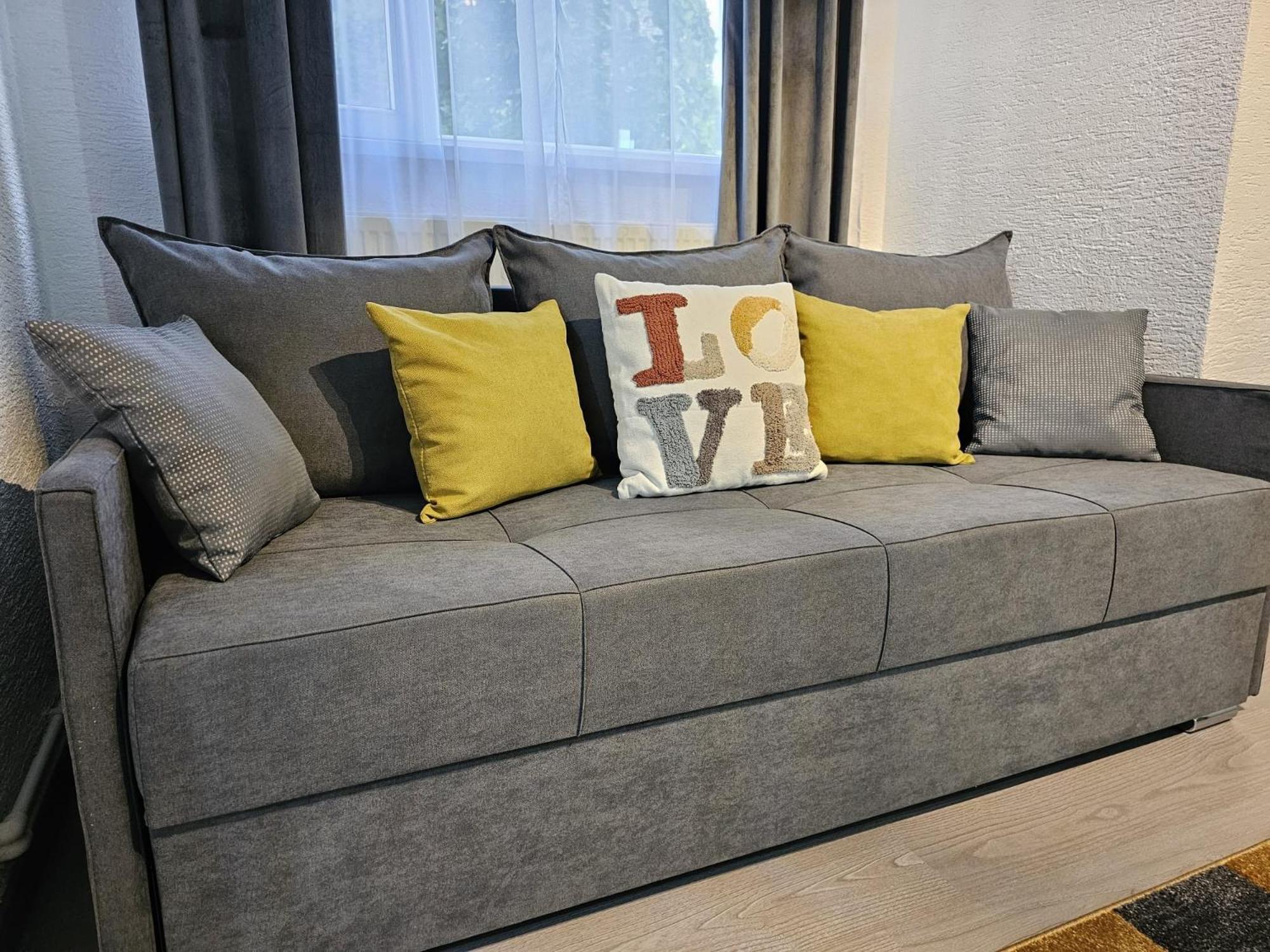 Mona Central Apartment هونيدوارا المظهر الخارجي الصورة