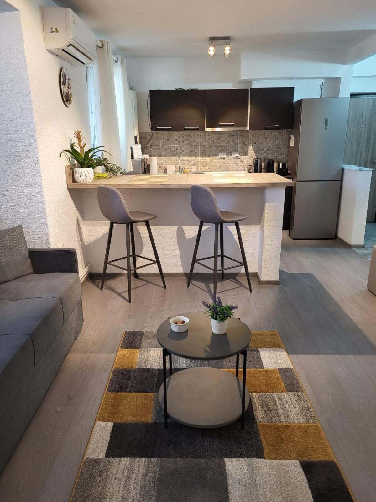 Mona Central Apartment هونيدوارا المظهر الخارجي الصورة