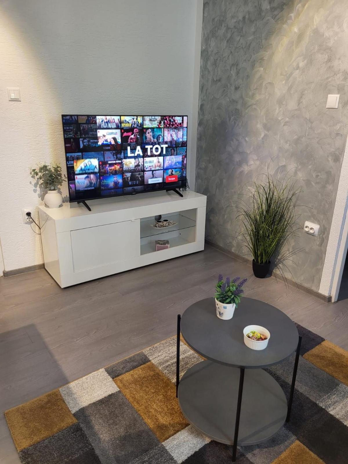 Mona Central Apartment هونيدوارا المظهر الخارجي الصورة
